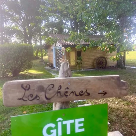 En Pays Basque Les Chenes Avec Jacuzzi Chalet