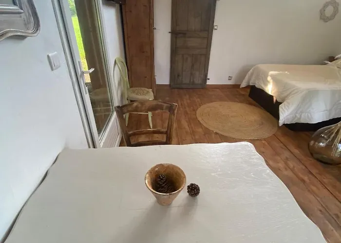 En Pays Basque Les Chenes Avec Jacuzzi Σαλέ *