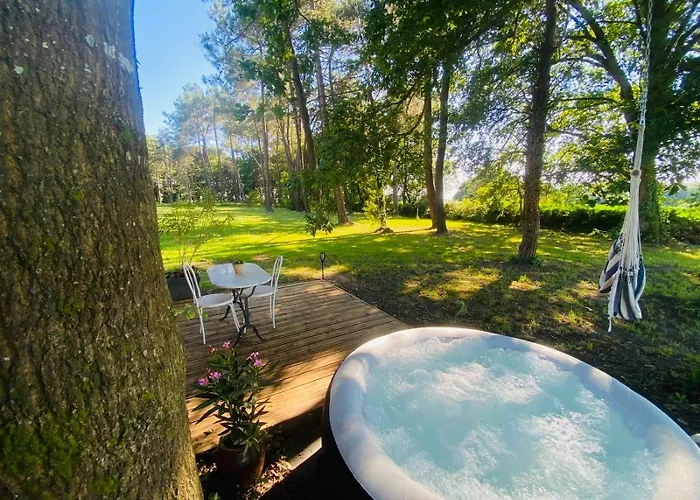 En Pays Basque Les Chenes Avec Jacuzzi *